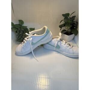 Nike Court Royale 2 Sneakers Size 7 White Aqua *R